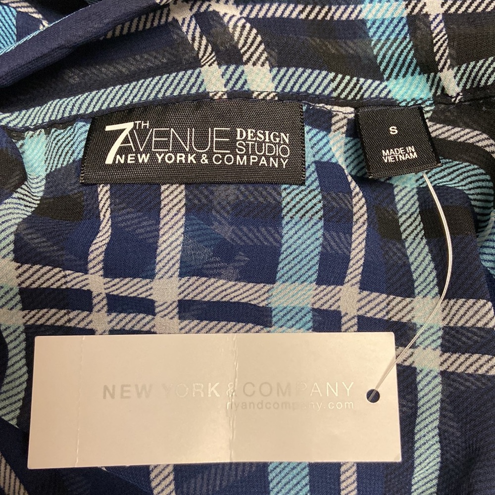 New York & Company - Plaid V-Neck Blouse with Sheer Bow Accent (NWT) - Picture 3 of 5
